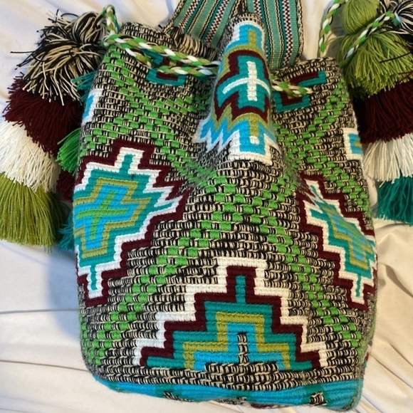 Brown Green Tribal Pattern Deluxe Wayuu Double Drawstring Crossbody Mochila Bag - Picture 5 of 11